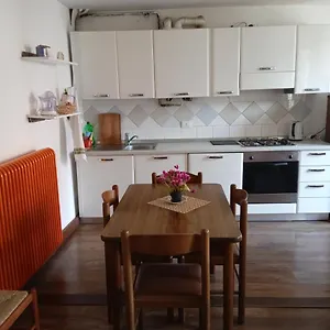  Apartment Primo Sole